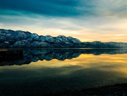 Random selection of wallpaper (two hundred ninety-six)